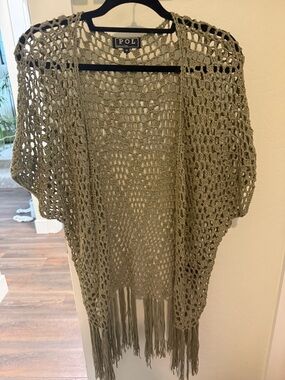 POL Open-Weave Crochet Fringe Kimono - Olive